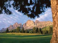 7 Days Hiking and Yoga Retreat in Dolomite Mountains, Italy