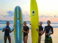 5 Days Budget Surf & Yoga Retreat in Costa Rica