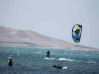 8 Days Kiteboarding and Yoga Camp in Paracas, Peru