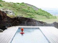 9 Days Elemental Adventure Yoga Retreat in Iceland
