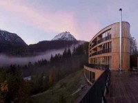 4 Days Alpine Magic Yoga Retreat in Switzerland