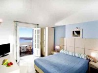 6 Days Luxurious Santorini Yoga Retreat Greece