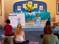 11 дней Ананда Медитация Преподаватель Обучение в США