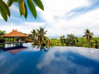 6 Days Yoga and Diving Retreat in Seririt, Bali